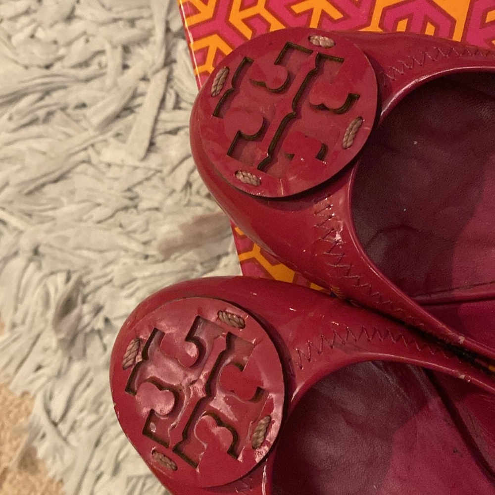 ✨🩷✨PRE-LOVED TORY BURTCH FLATS✨🩷✨ - Picture 4 of 4